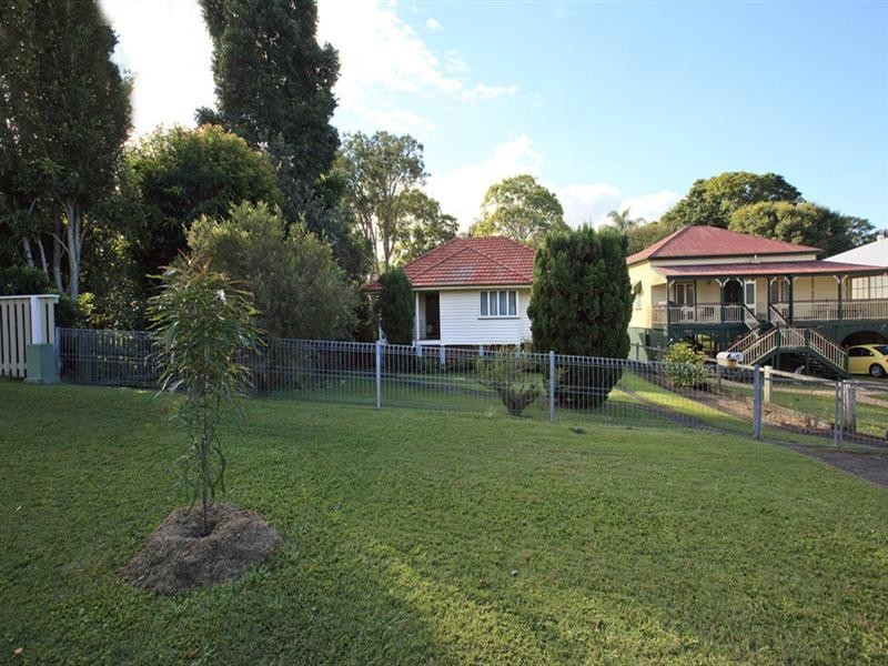 192 Brisbane Street, Bulimba QLD 4171