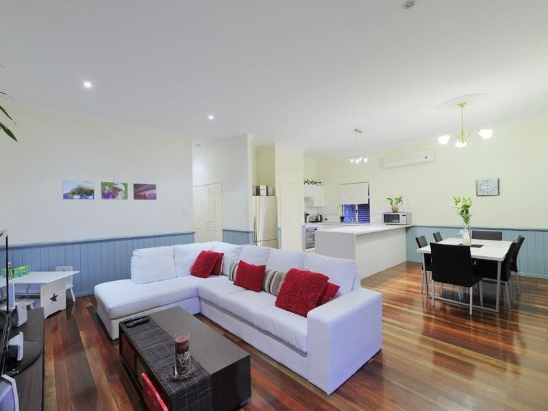 103 Norman Avenue, Norman Park QLD 4170