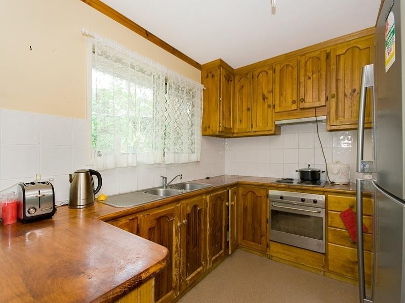 31 Dodwell Street, Holland Park QLD 4121