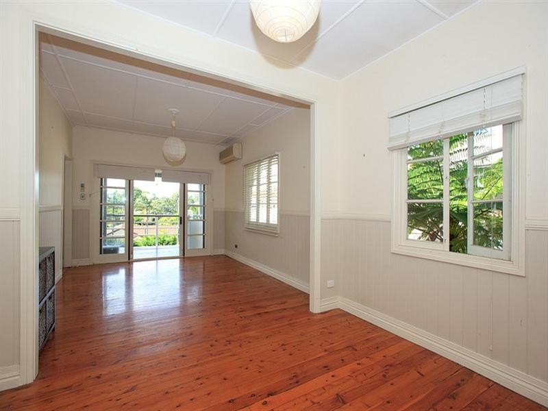 83 Main Avenue, Balmoral QLD 4171