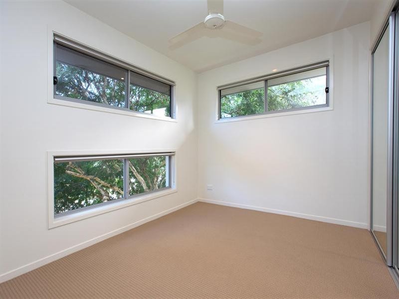 1/148 Baringa Street, Morningside QLD 4170