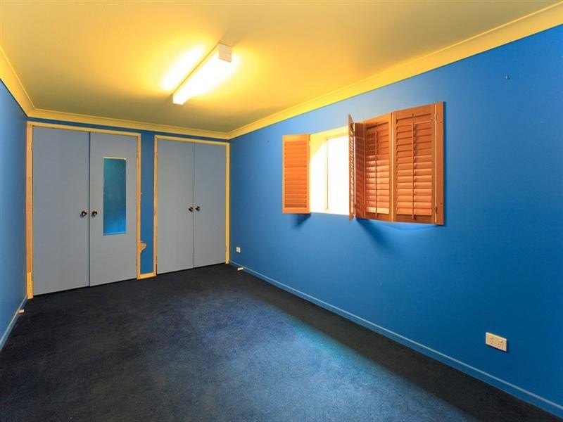 30 Bent Street, Cannon Hill QLD 4170