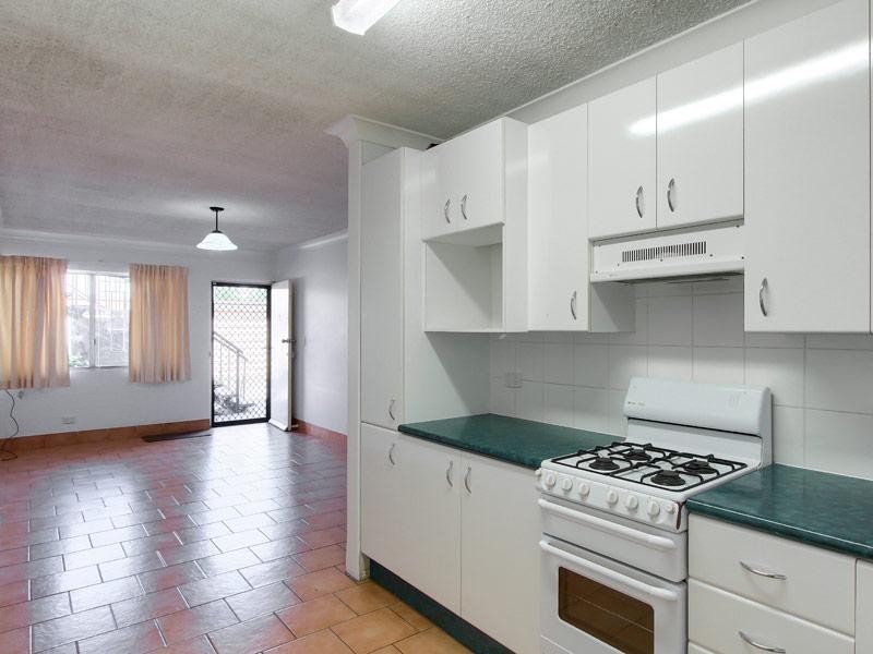 1/84 Stuart Street, Bulimba QLD 4171