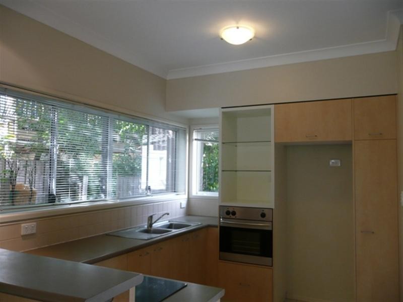 4/24 Bilyana Street, Balmoral QLD 4171