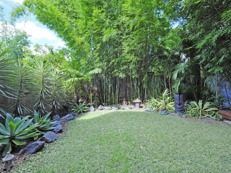 33 Riddell Street, Bulimba QLD 4171