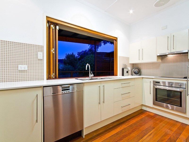 38 Arrowsmith Street, Camp Hill QLD 4152