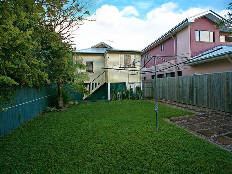 14 McConnell Street, Bulimba QLD 4171