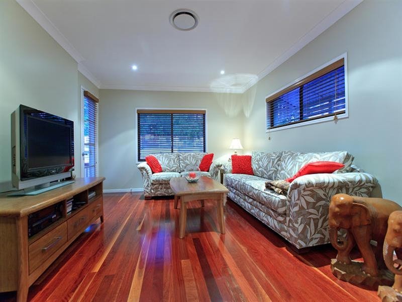 38 Alexandra Street, Balmoral QLD 4171