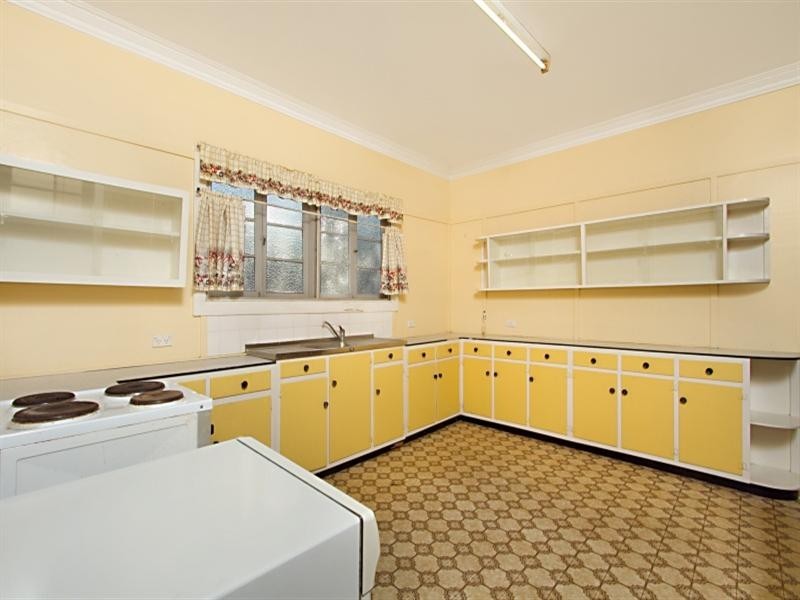 275 Richmond Road, Morningside QLD 4170