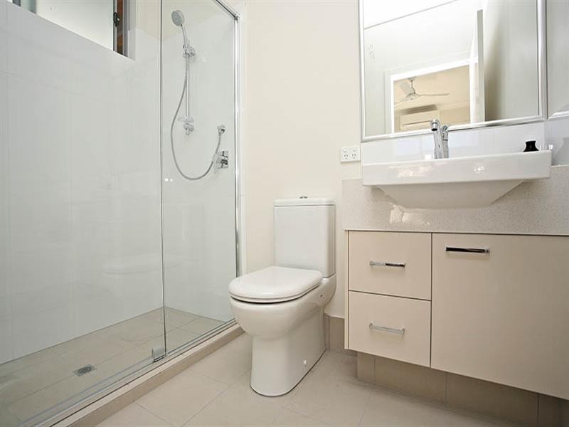 87 Stephens Street, Morningside QLD 4170