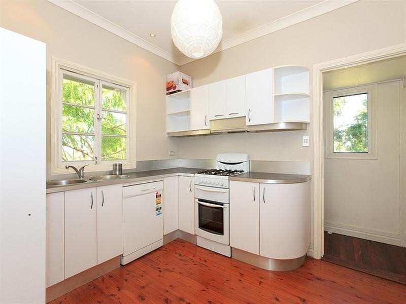 83 Main Avenue, Balmoral QLD 4171