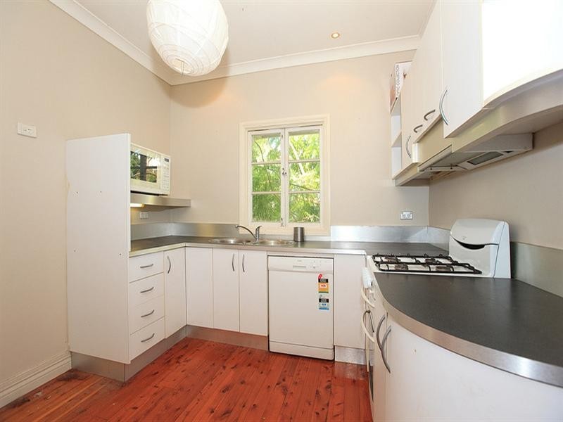 83 Main Avenue, Balmoral QLD 4171