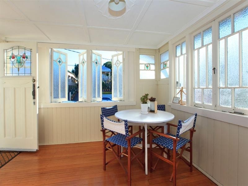 37 Burlington Street, East Brisbane QLD 4169