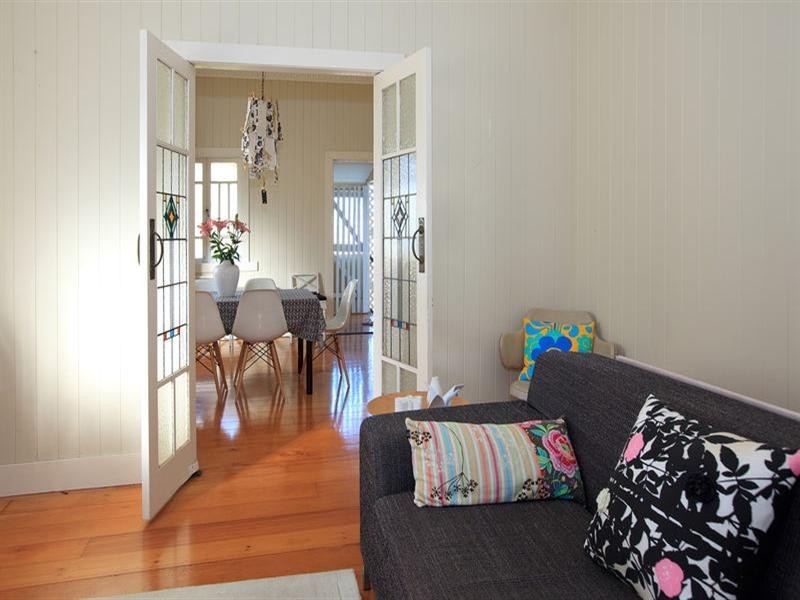 37 Burlington Street, East Brisbane QLD 4169