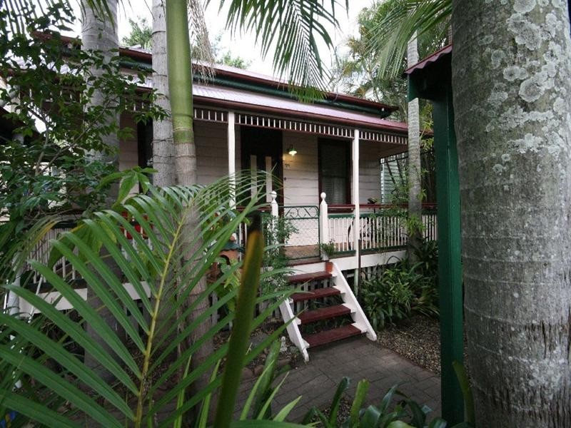32 Withington Street, East Brisbane QLD 4169
