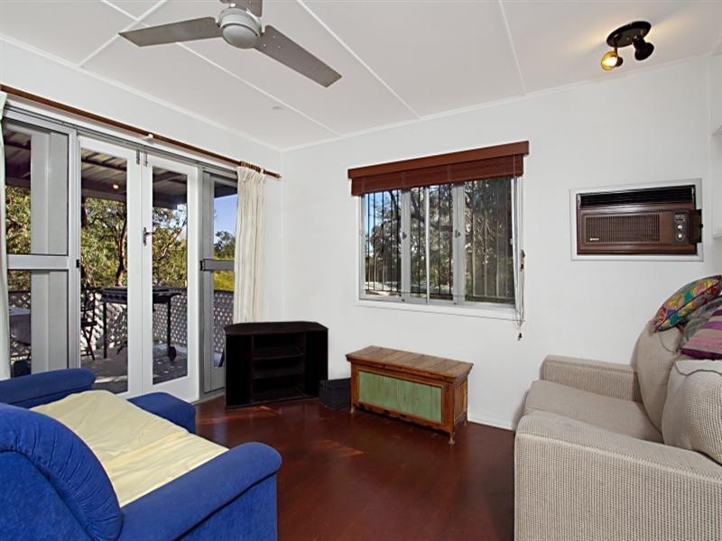 60 Oberon Street, Morningside QLD 4170