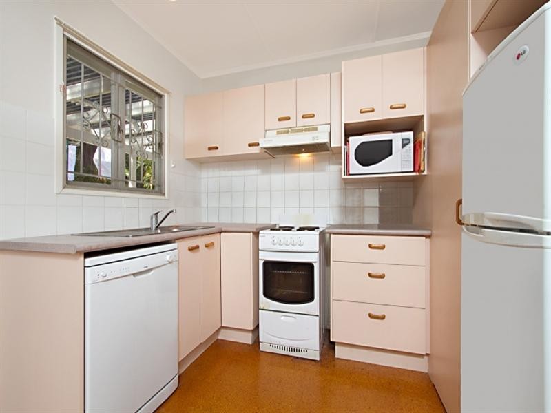 60 Oberon Street, Morningside QLD 4170