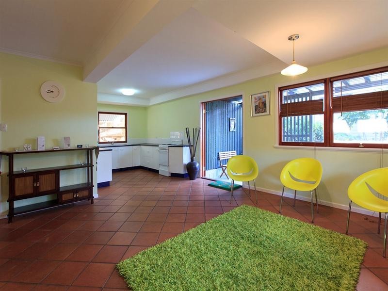 42A Thackeray Street, Norman Park QLD 4170