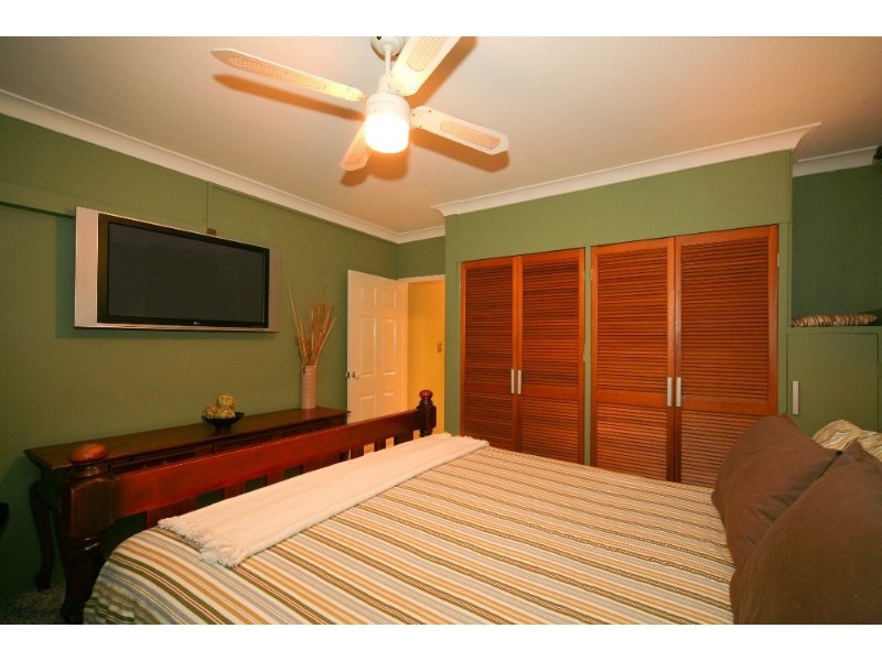 4/12 Hanworth Street, East Brisbane QLD 4169