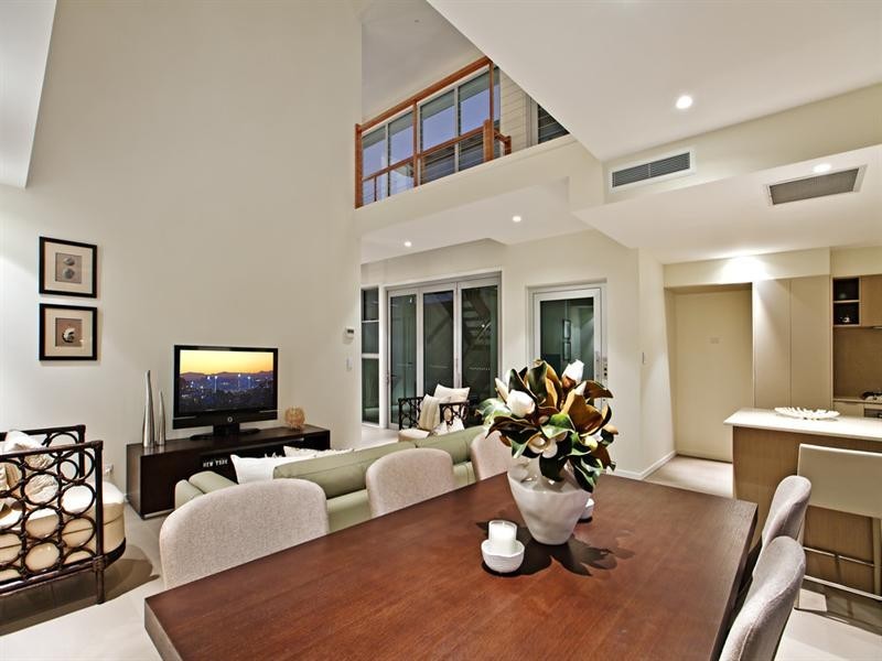 1/266 Oxford Street, Balmoral QLD 4171