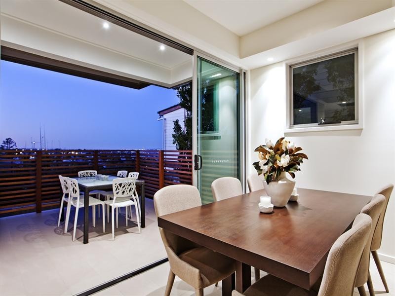 1/266 Oxford Street, Balmoral QLD 4171