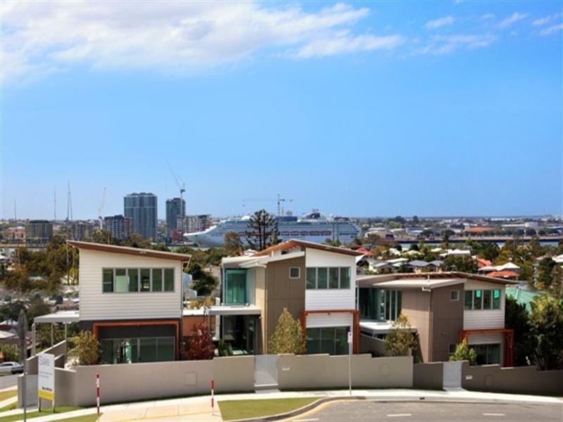 1/266 Oxford Street, Balmoral QLD 4171