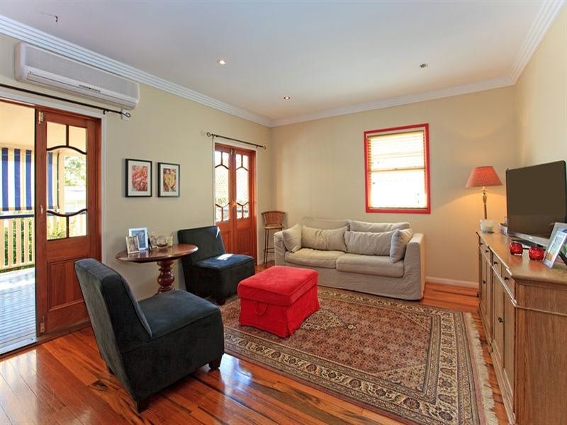 18 Stafford Street, East Brisbane QLD 4169