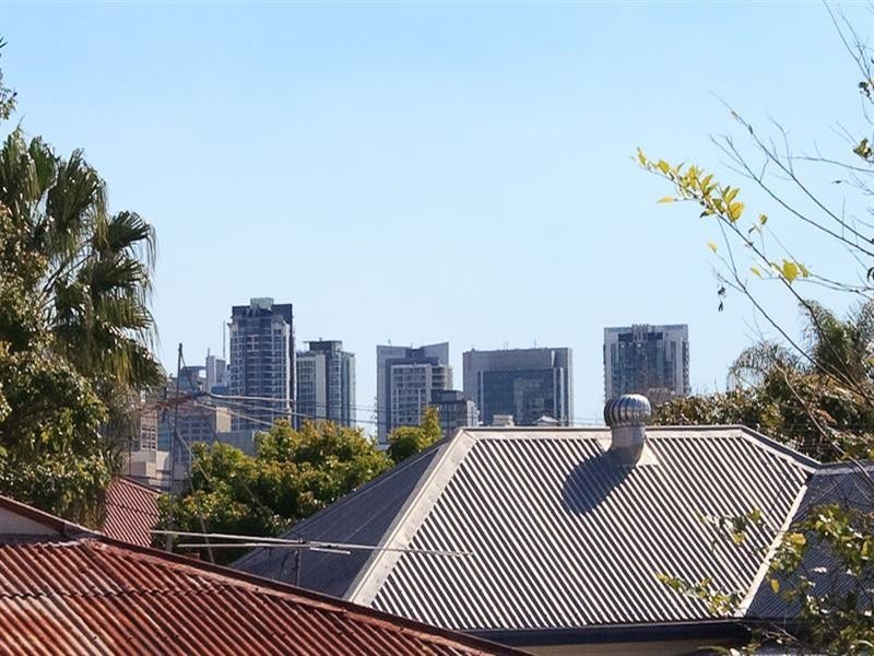 18 Stafford Street, East Brisbane QLD 4169