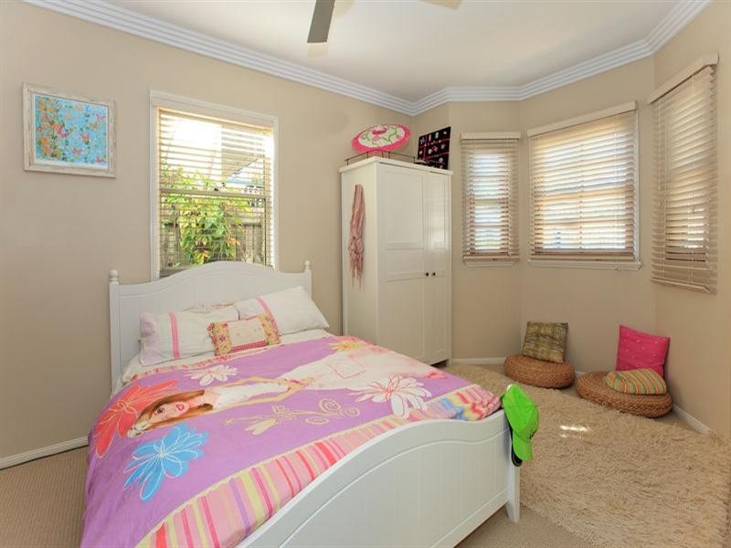 18 Stafford Street, East Brisbane QLD 4169