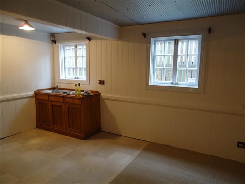 17 Ashfield Street, East Brisbane QLD 4169