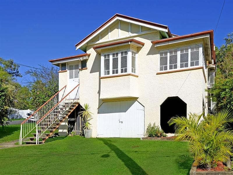 92 Lade Street, Coorparoo QLD 4151