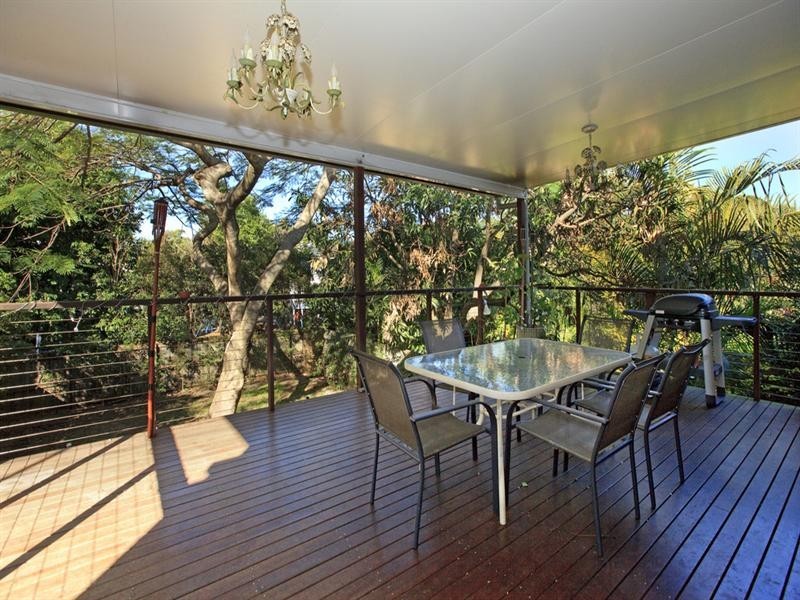 27 Latrobe Street, East Brisbane QLD 4169