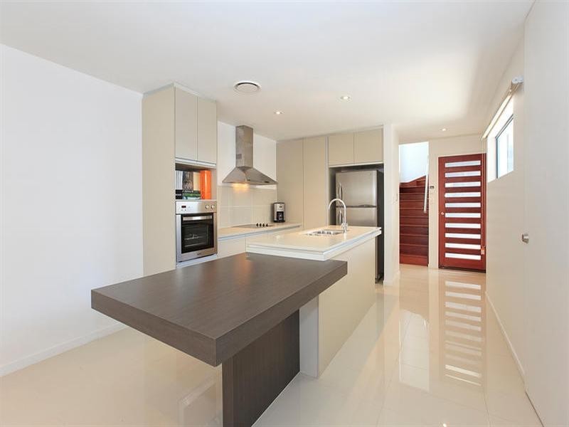 7a Olive, Morningside QLD 4170