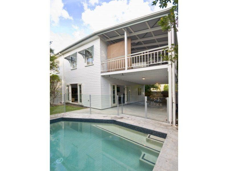 10 Tandoor Street, Morningside QLD 4170