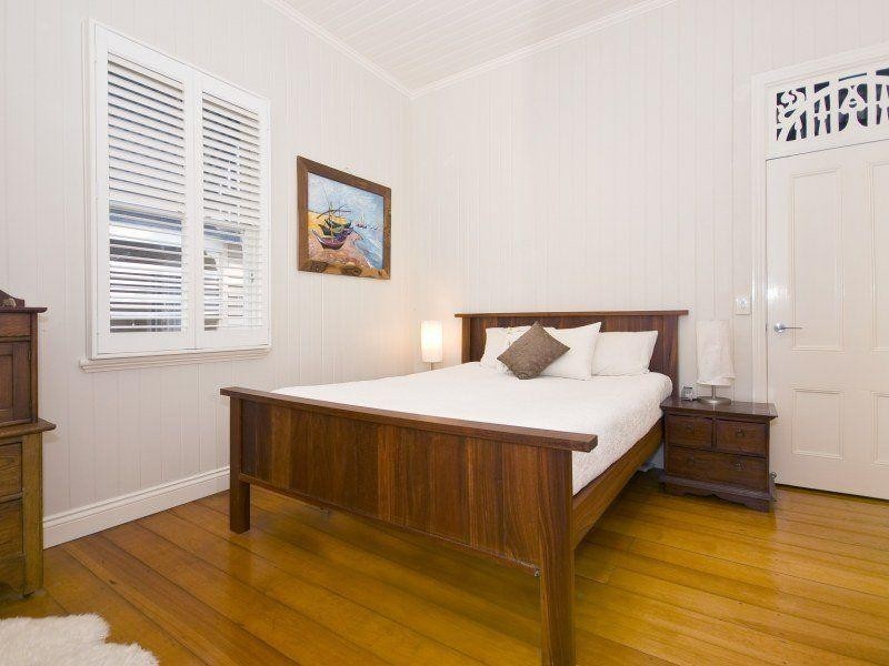 10 Tandoor Street, Morningside QLD 4170