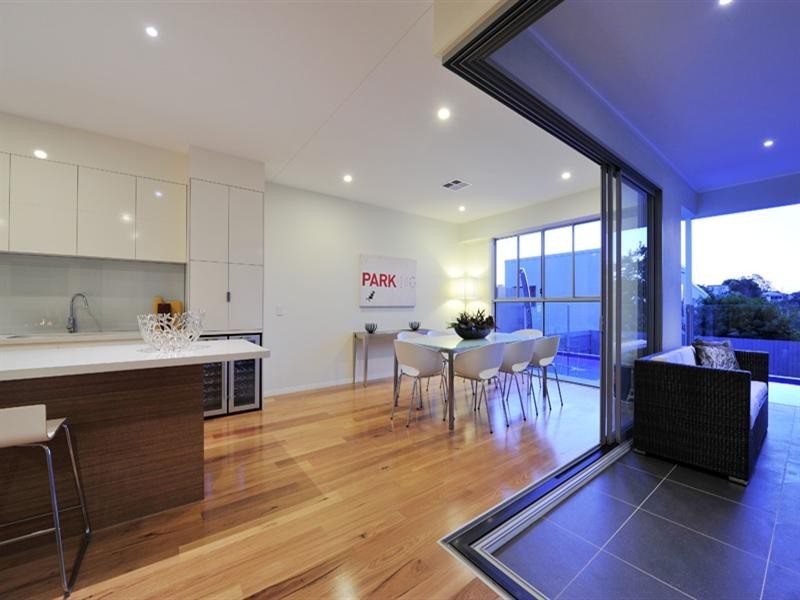 102A Fifth Avenue, Balmoral QLD 4171