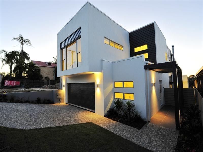 102A Fifth Avenue, Balmoral QLD 4171