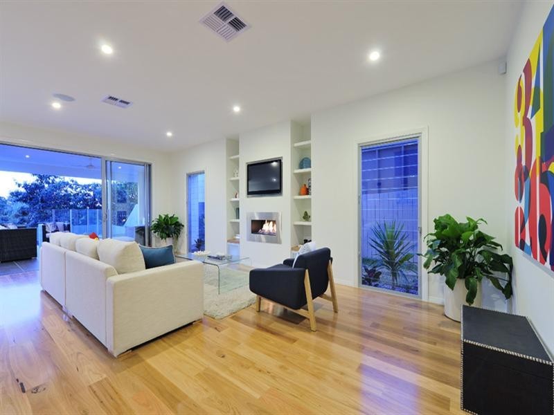 102A Fifth Avenue, Balmoral QLD 4171