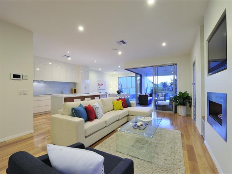 102A Fifth Avenue, Balmoral QLD 4171