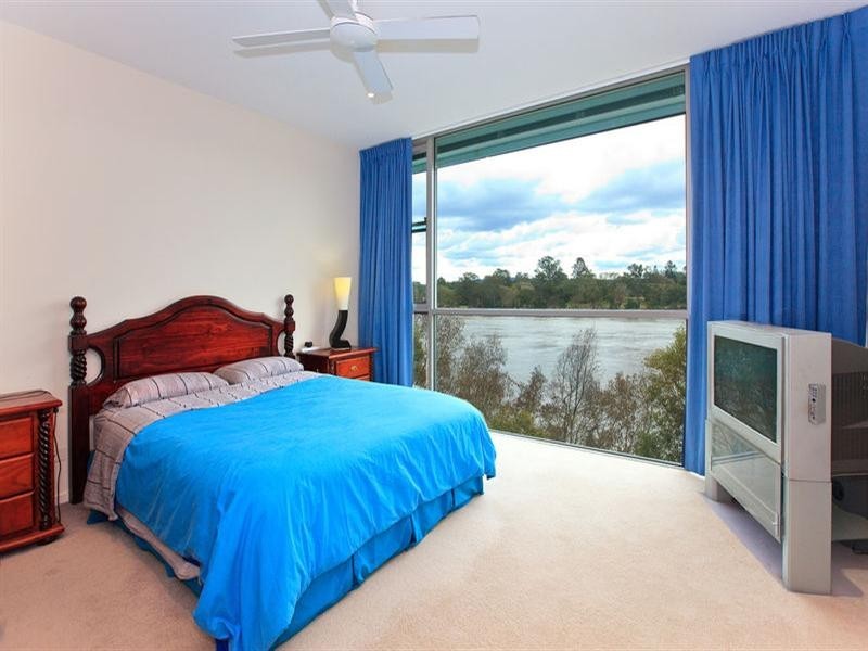 3104/205 King Arthur Terrace, Tennyson QLD 4105