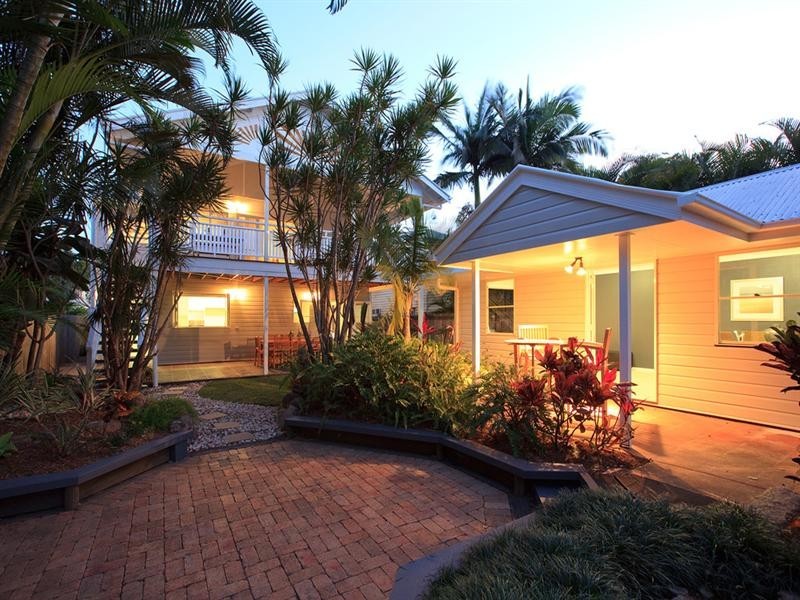 85 Lindsay Street, Hawthorne QLD 4171