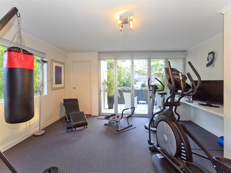 33 Aaron Avenue, Hawthorne QLD 4171