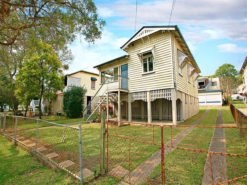219 Riding Road, Balmoral QLD 4171