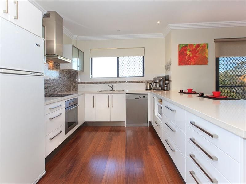 8/70 Kirkland Avenue, Coorparoo QLD 4151