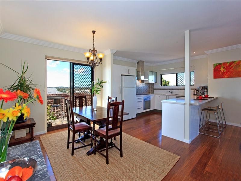 8/70 Kirkland Avenue, Coorparoo QLD 4151