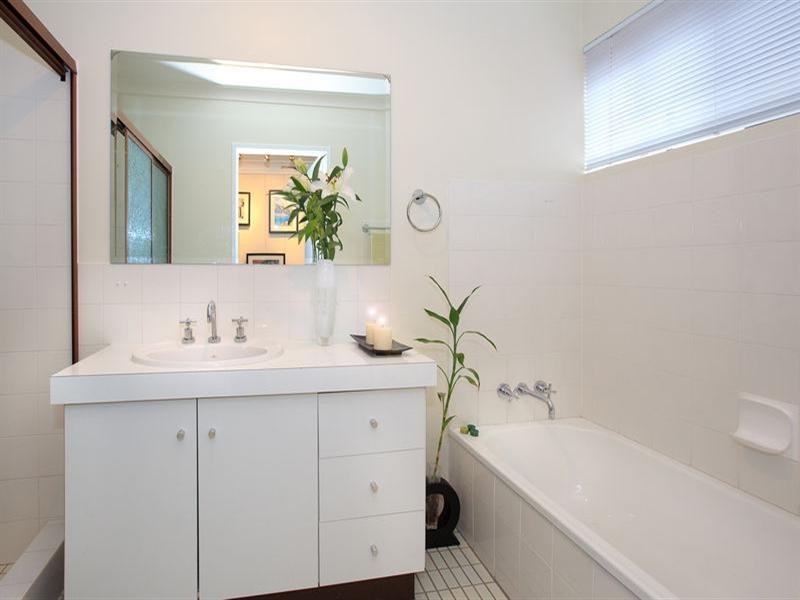 8/70 Kirkland Avenue, Coorparoo QLD 4151