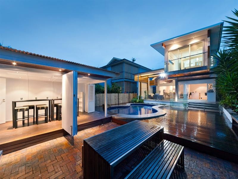 14 Eskgrove Street, East Brisbane QLD 4169