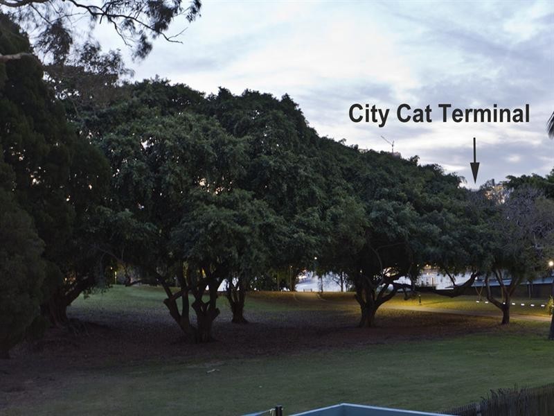 14 Eskgrove Street, East Brisbane QLD 4169