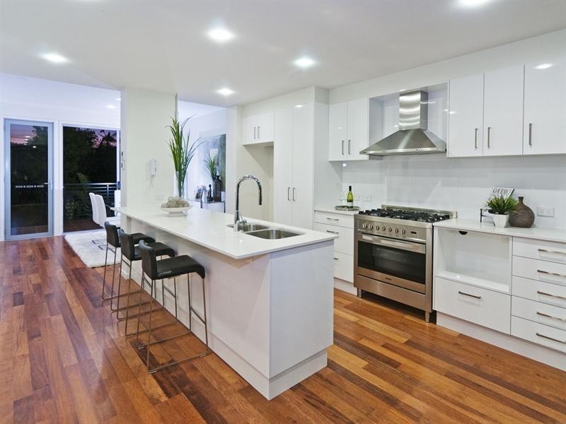 17 Walter Street, Bulimba QLD 4171