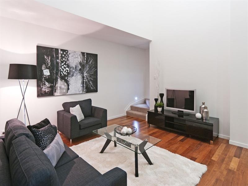 17 Walter Street, Bulimba QLD 4171